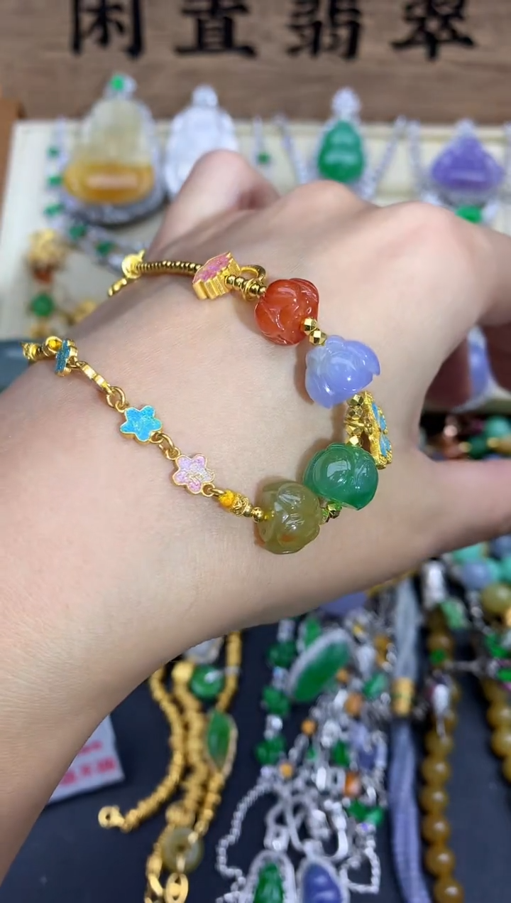 翡翠未镶嵌颈饰642-春日珠宝