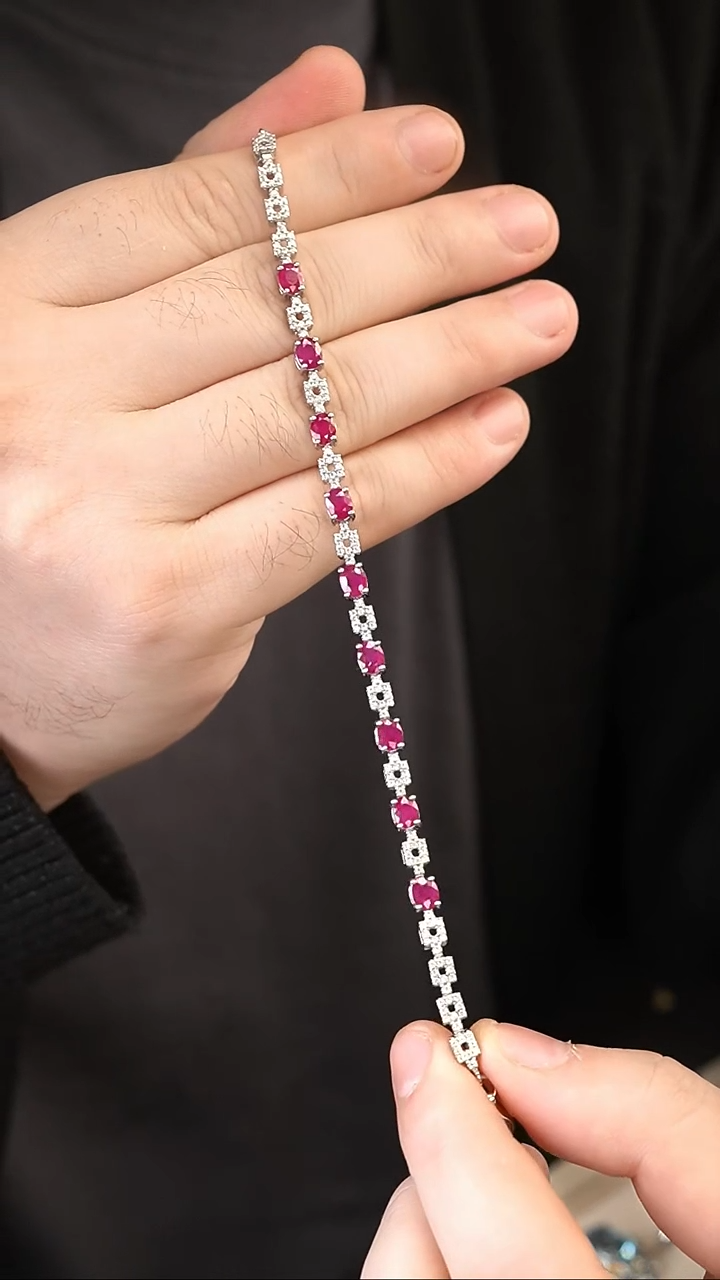 【闪购商品】红宝石手链银S925镶嵌红宝石手链 3.35CT