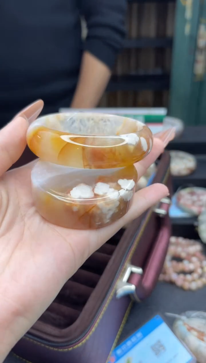 【闪购商品】石英质玉手镯未镶嵌778（60圈赠送镯心）