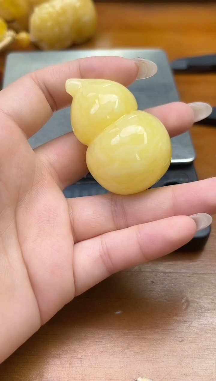 裸石琥珀未镶嵌琥珀蜜蜡吊坠
