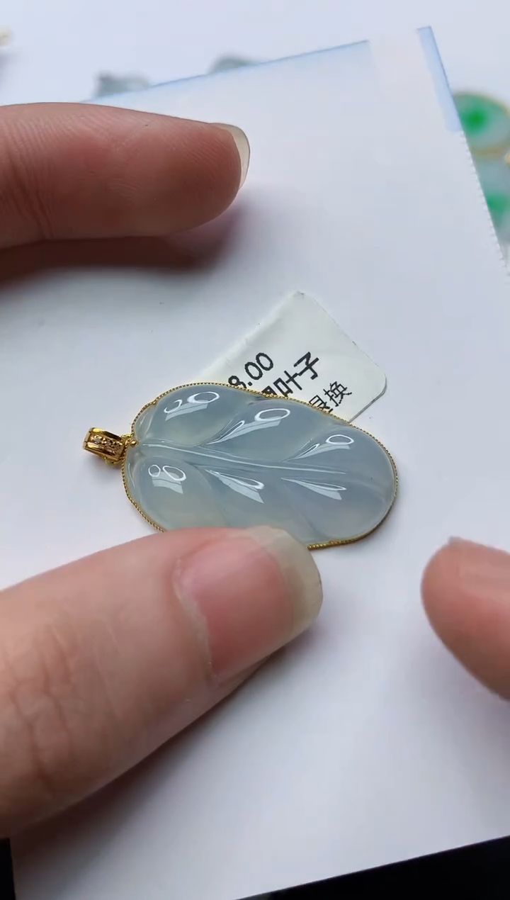 【闪购商品】翡翠颈饰18K金镶嵌79..........
