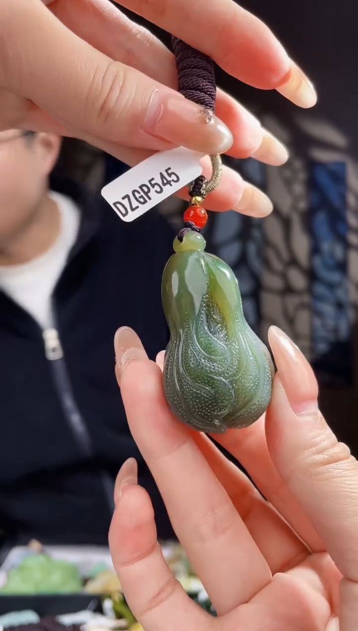 【闪购商品】和田玉颈饰未镶嵌拍一发一