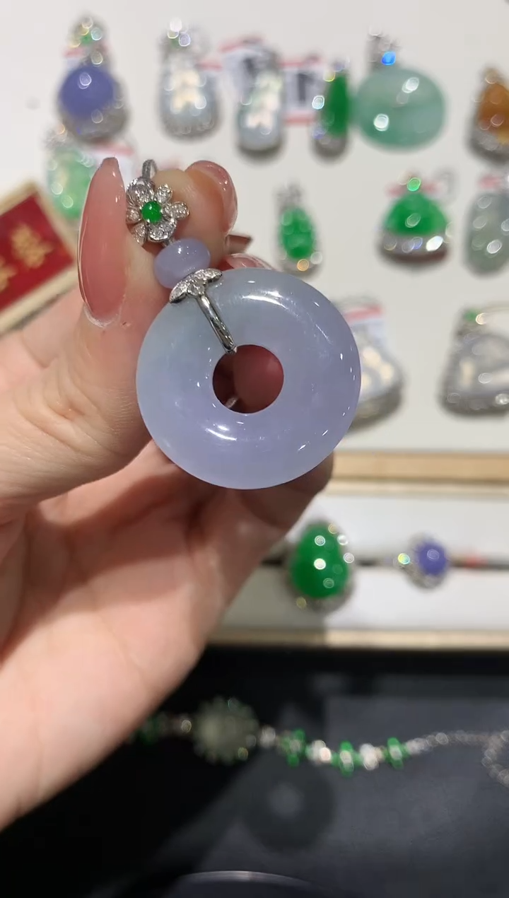 【闪购商品】翡翠吊坠(不含链)18K金镶嵌团购4