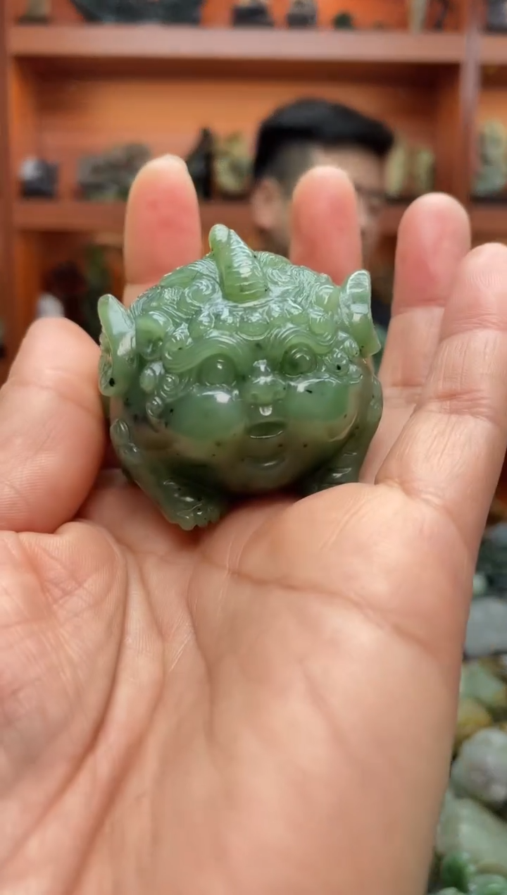 未镶嵌和田玉把件1