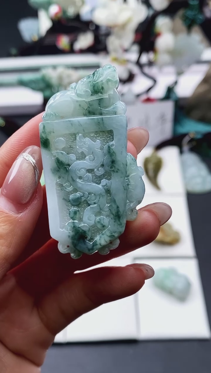 【闪购商品】翡翠颈饰未镶嵌天然缅甸翡翠A货