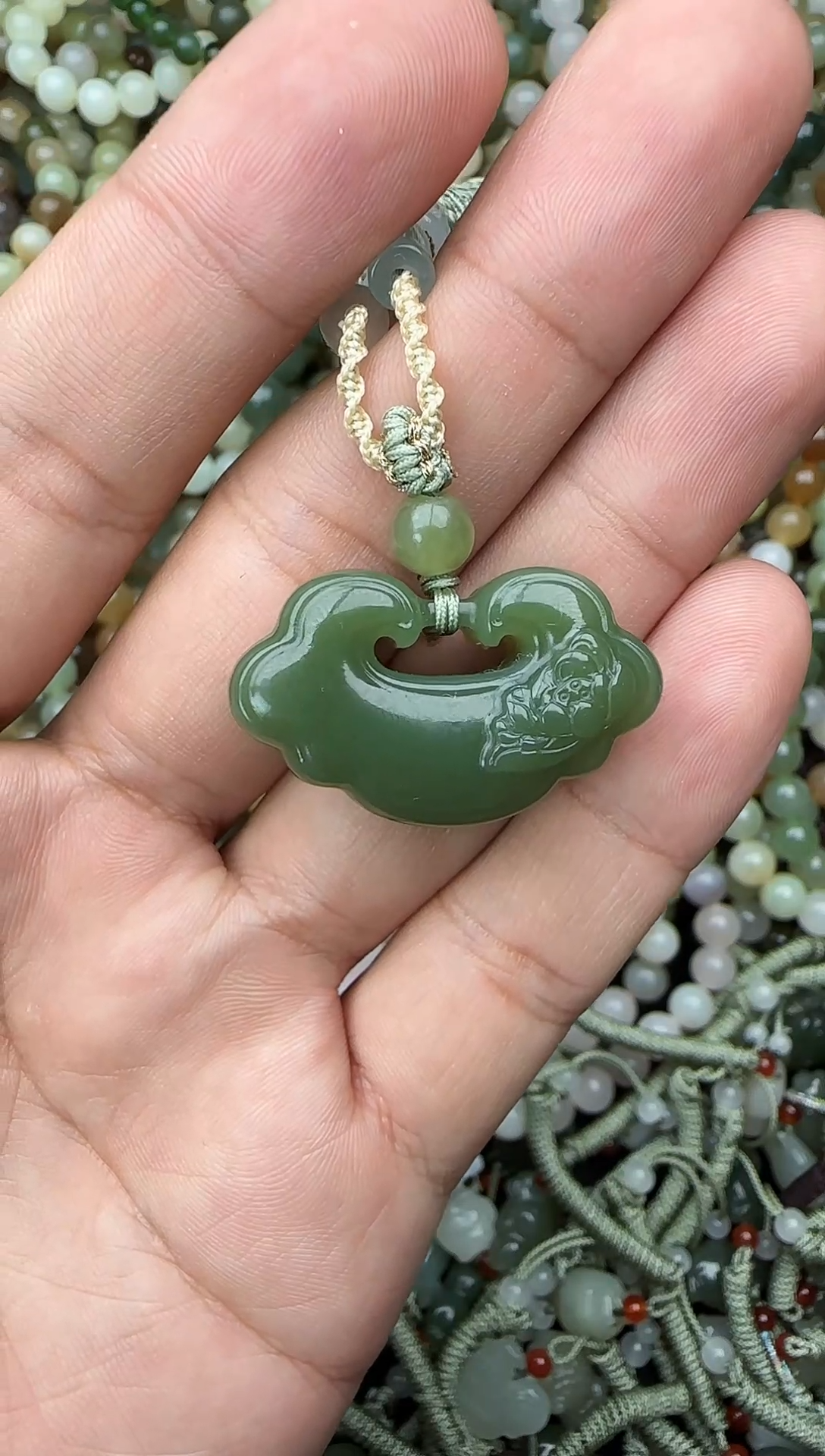 颈饰未镶嵌和田玉拍一发一