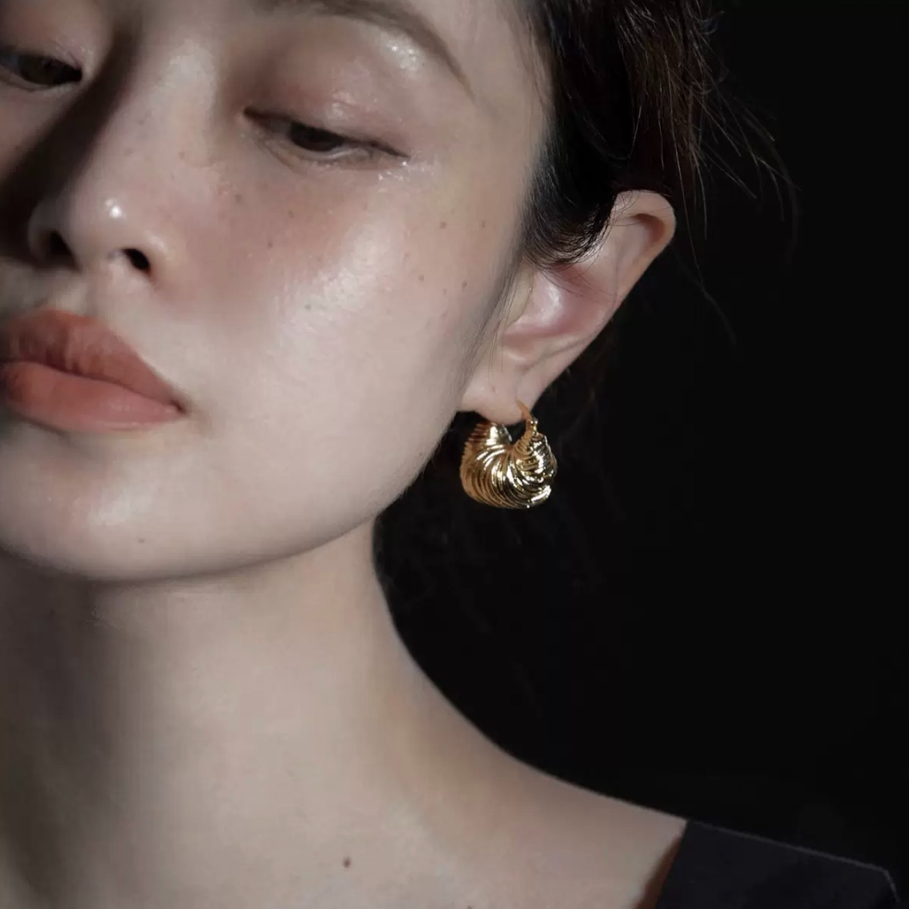 纯铜耳饰 铜合金耳饰 复古欧美轻奢风牛角耳扣小众设计简约耳饰