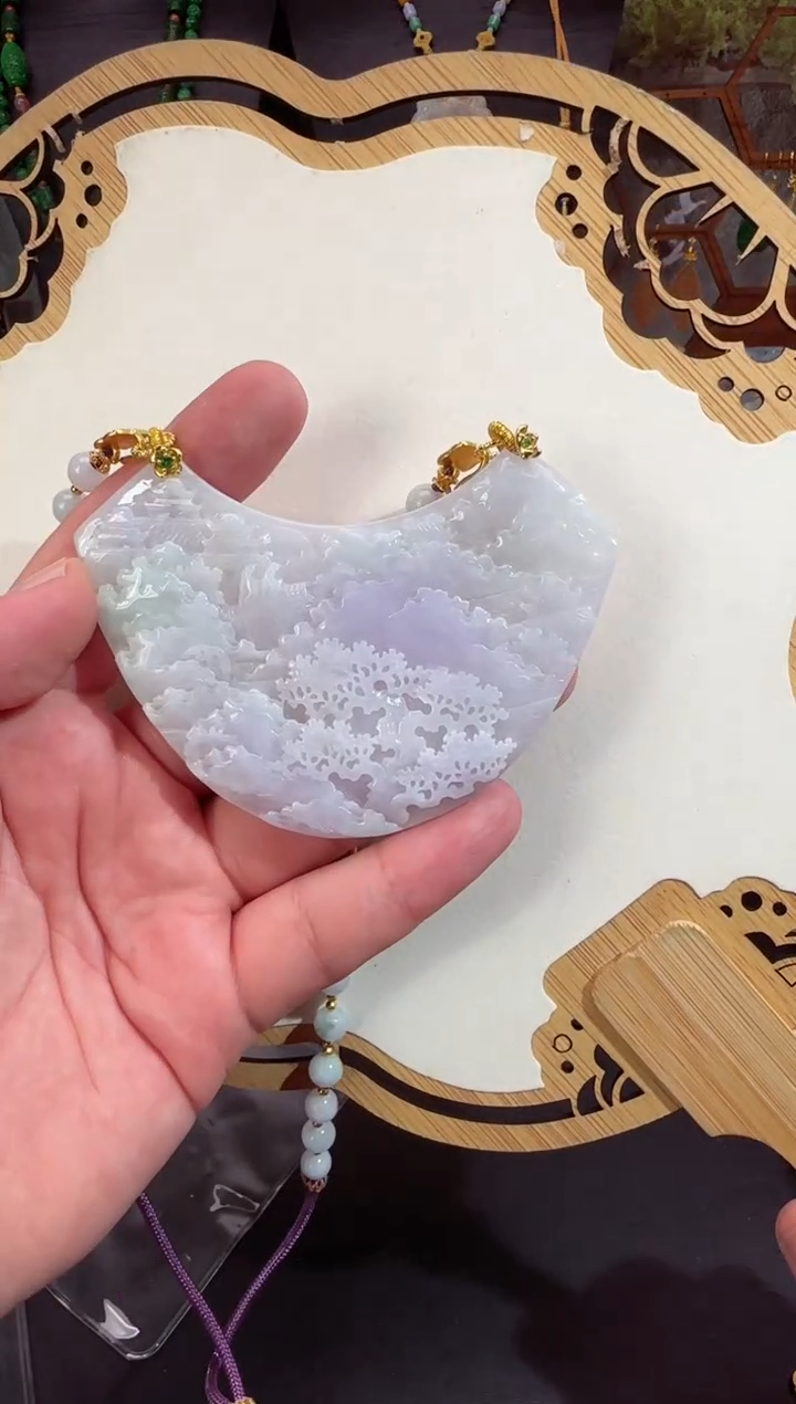 【闪购商品】翡翠颈饰未镶嵌拍照