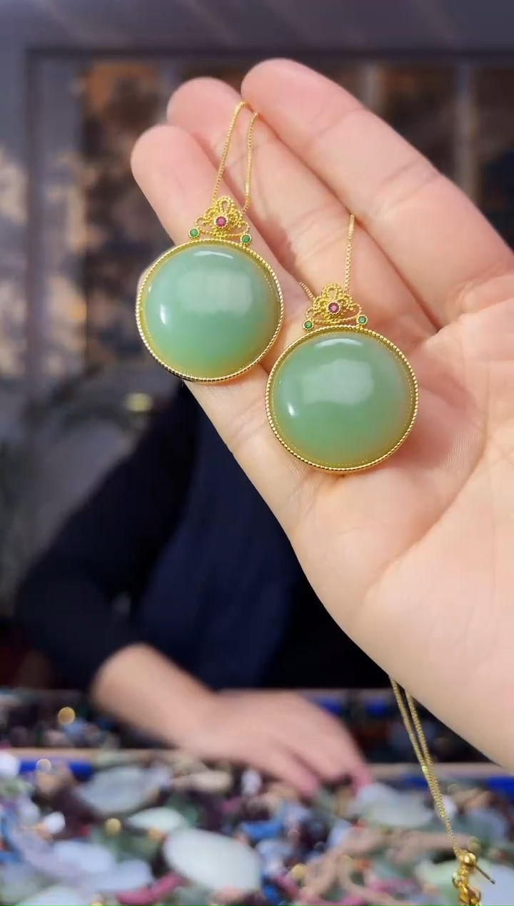 【闪购商品】和田玉颈饰银S925镶嵌拍一发一多样性发货