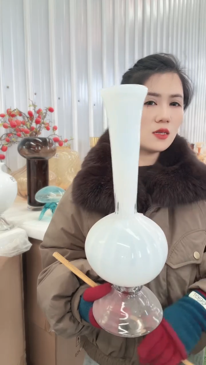 121直播玻璃花瓶