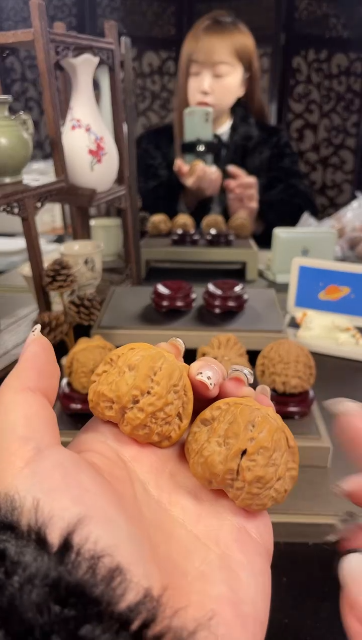 【闪购商品】文玩核桃把件蛤蟆头40尺-1