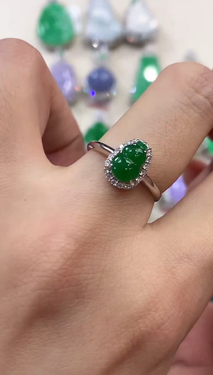 【闪购商品】翡翠戒指18K金镶嵌B84           