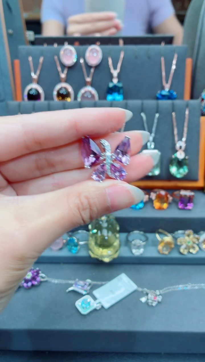 银S925镶嵌吊坠(赠链)水晶水晶吊坠