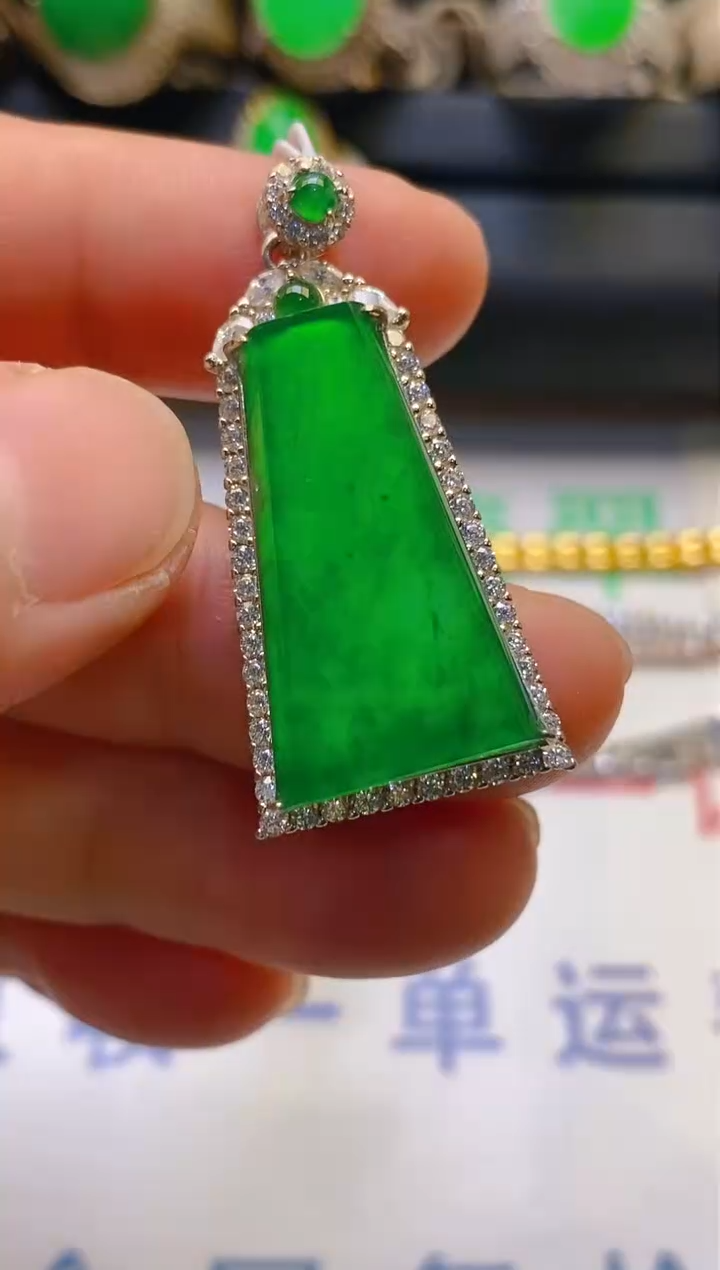 【闪购商品】翡翠耳饰银S925镶嵌天然A货翡翠1