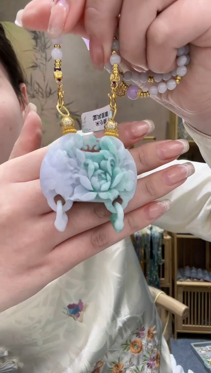 【闪购商品】翡翠颈饰未镶嵌吊坠