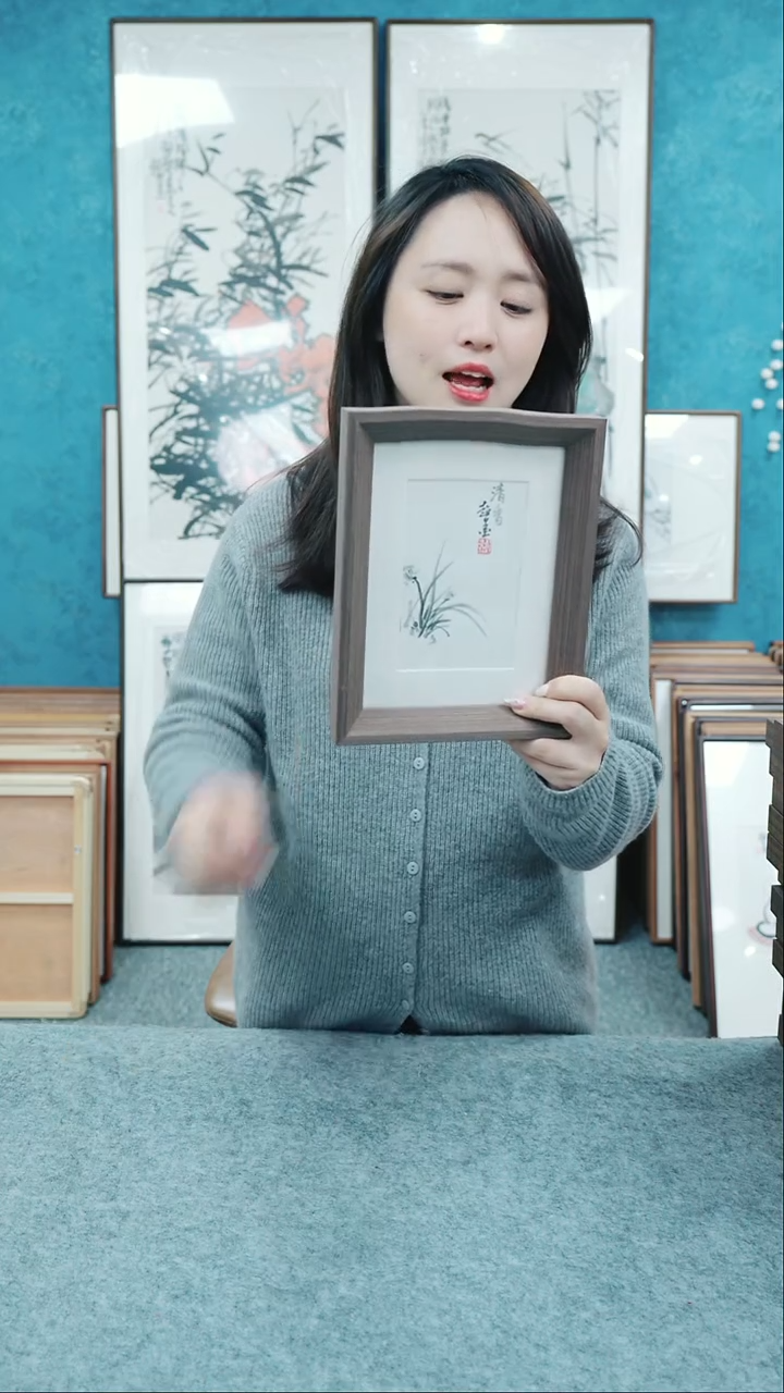 【闪购商品】国画8寸郑志超老师木质摆台 