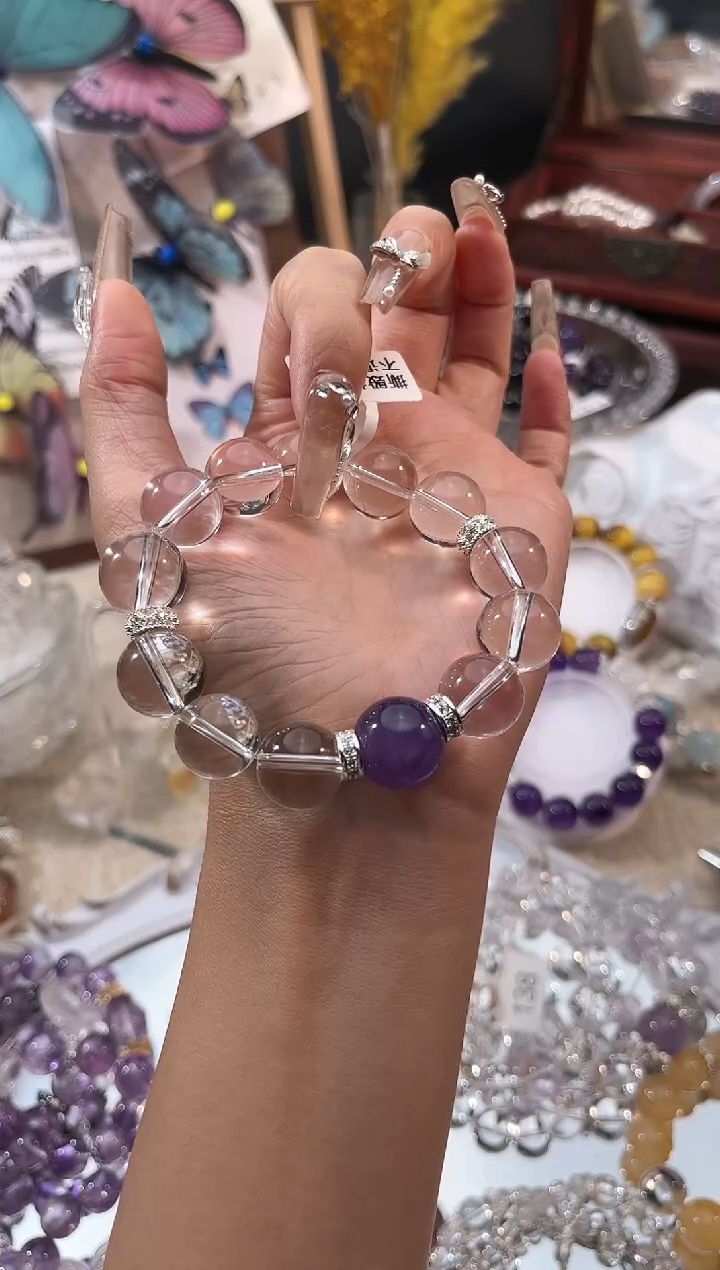 【闪购商品】水晶手链未镶嵌多样性发货颜色微差发其一  