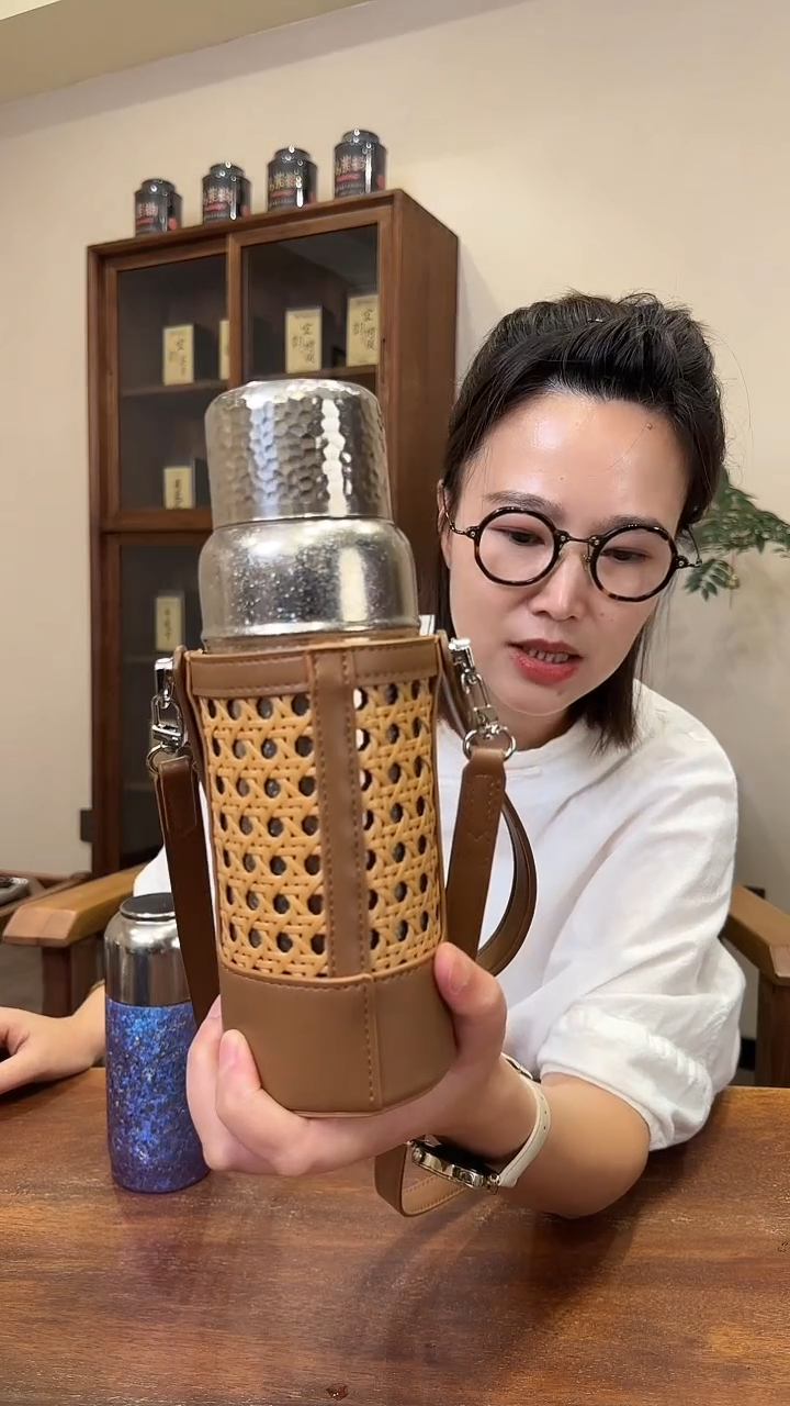 600毫升本色银纯钛+编织杯套