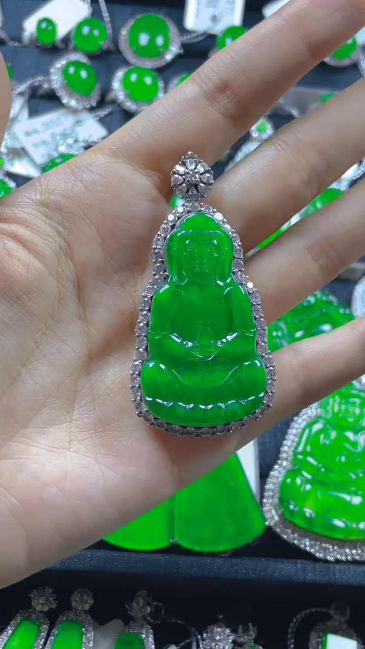 颈饰银S925镶嵌翡翠随***?11
