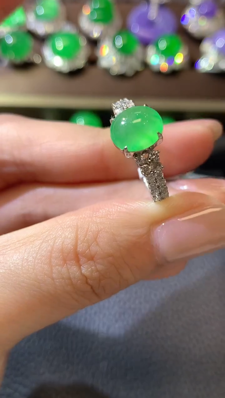 【闪购商品】翡翠戒指18K金镶嵌D35翡翠