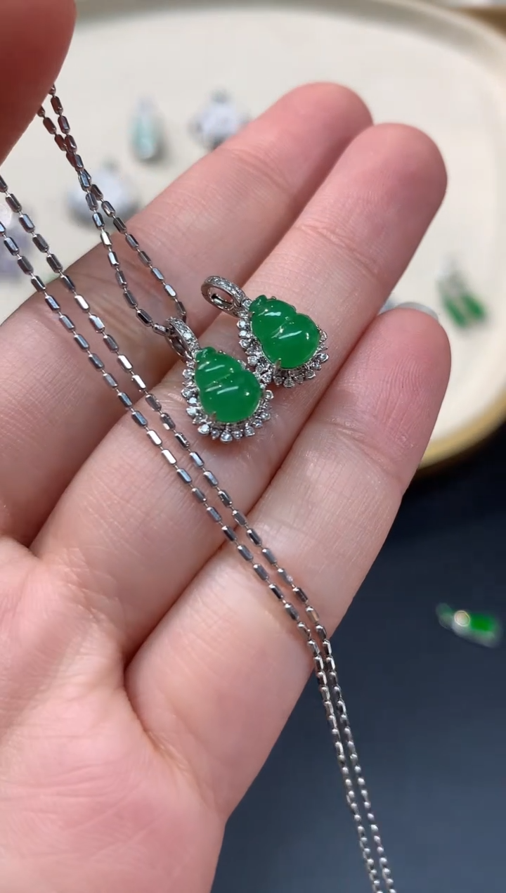 【闪购商品】翡翠吊坠(不含链)18K金镶嵌A332多样性发一件|1980