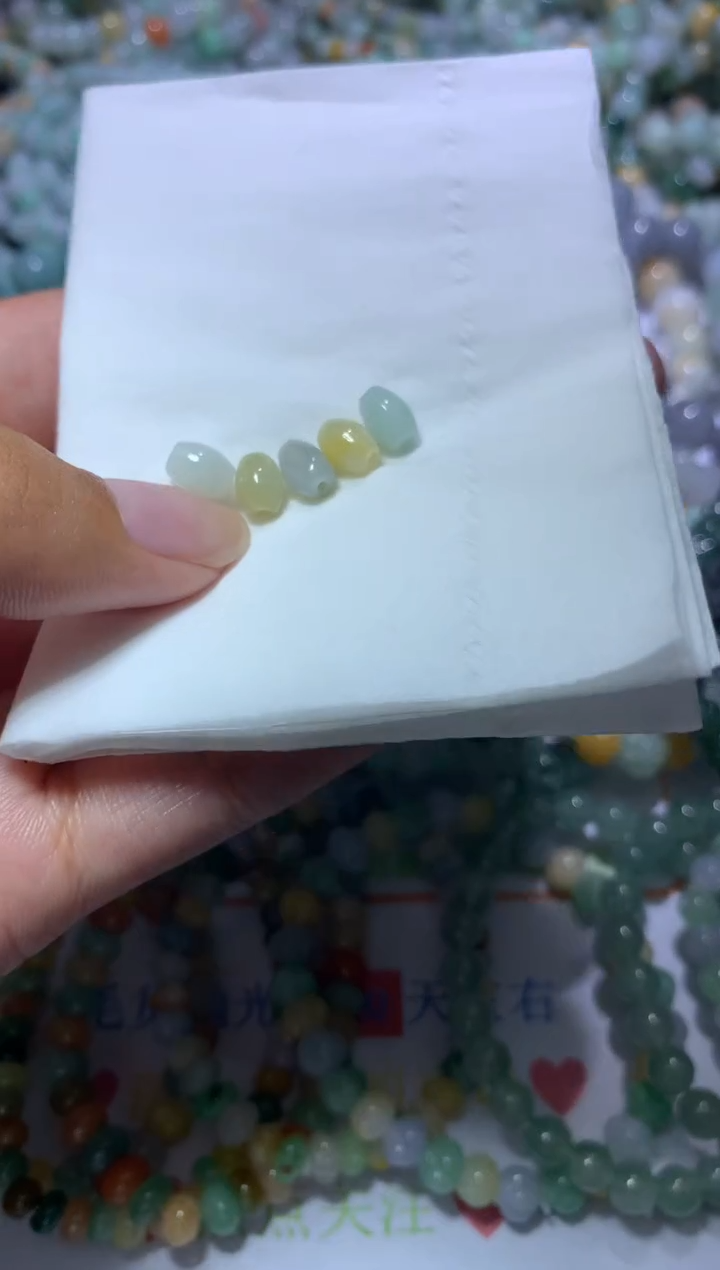 翡翠挂件未镶嵌?****?CXX307151