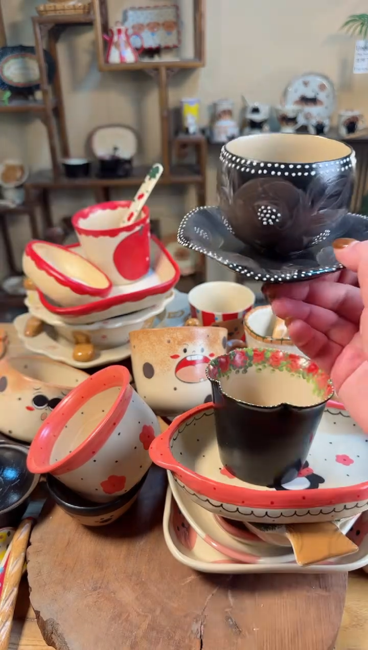 【闪购商品】黑色玫瑰2件高温瓷器