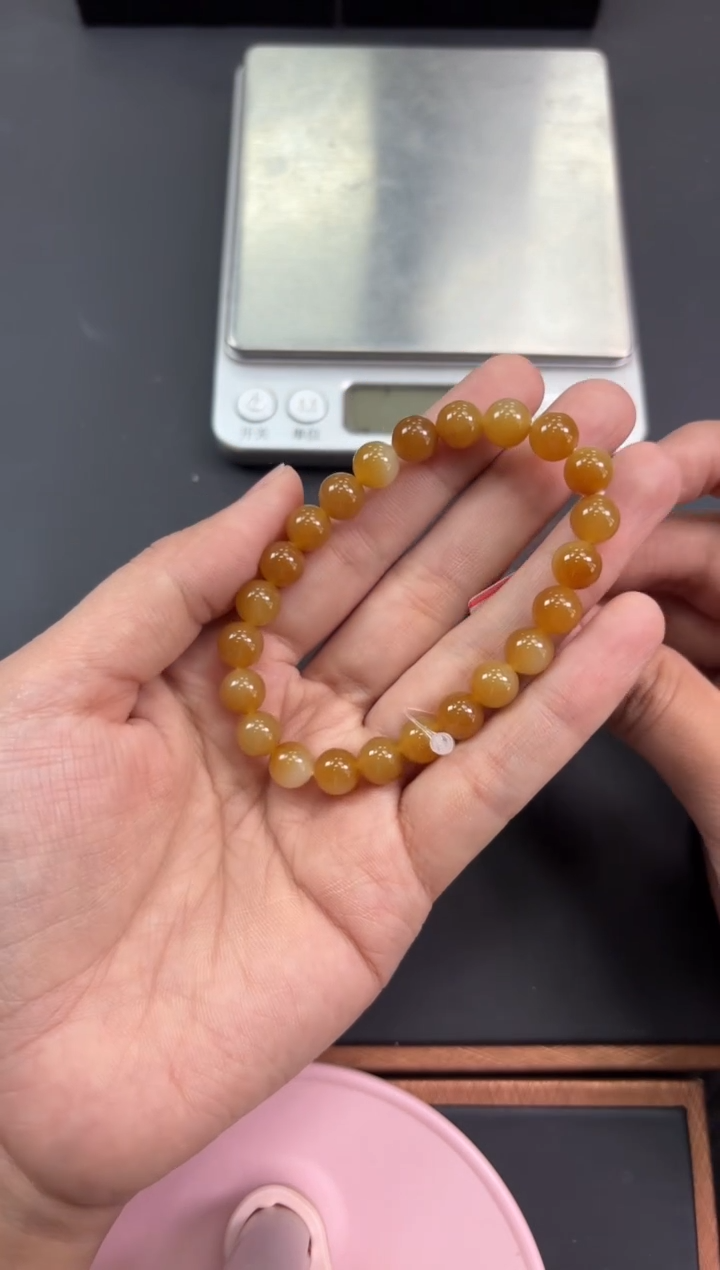 【闪购商品】和田玉手串未镶嵌且末金山微色差卡8