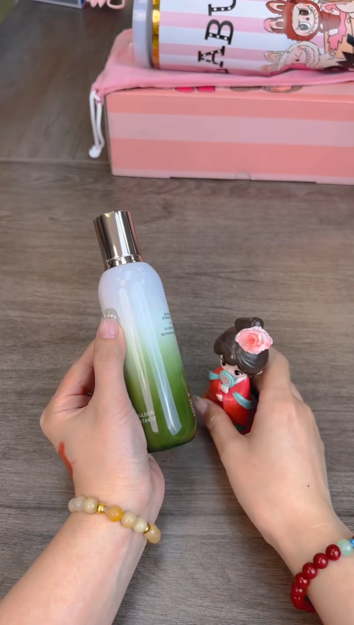 瓷片新号开播漏不停@@WR72