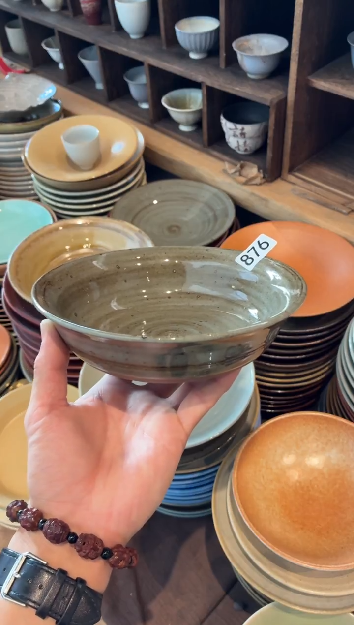 瓷片阿***斯876灰麻点反边盘1个