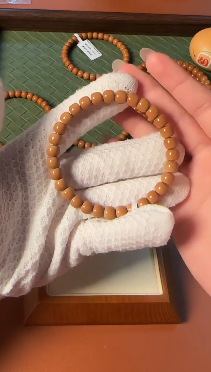 手串橄榄核【168】7.5mm老挝核尖老型单圈