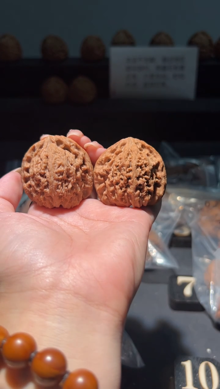 把件文玩核桃孙*粉118福利对南疆石