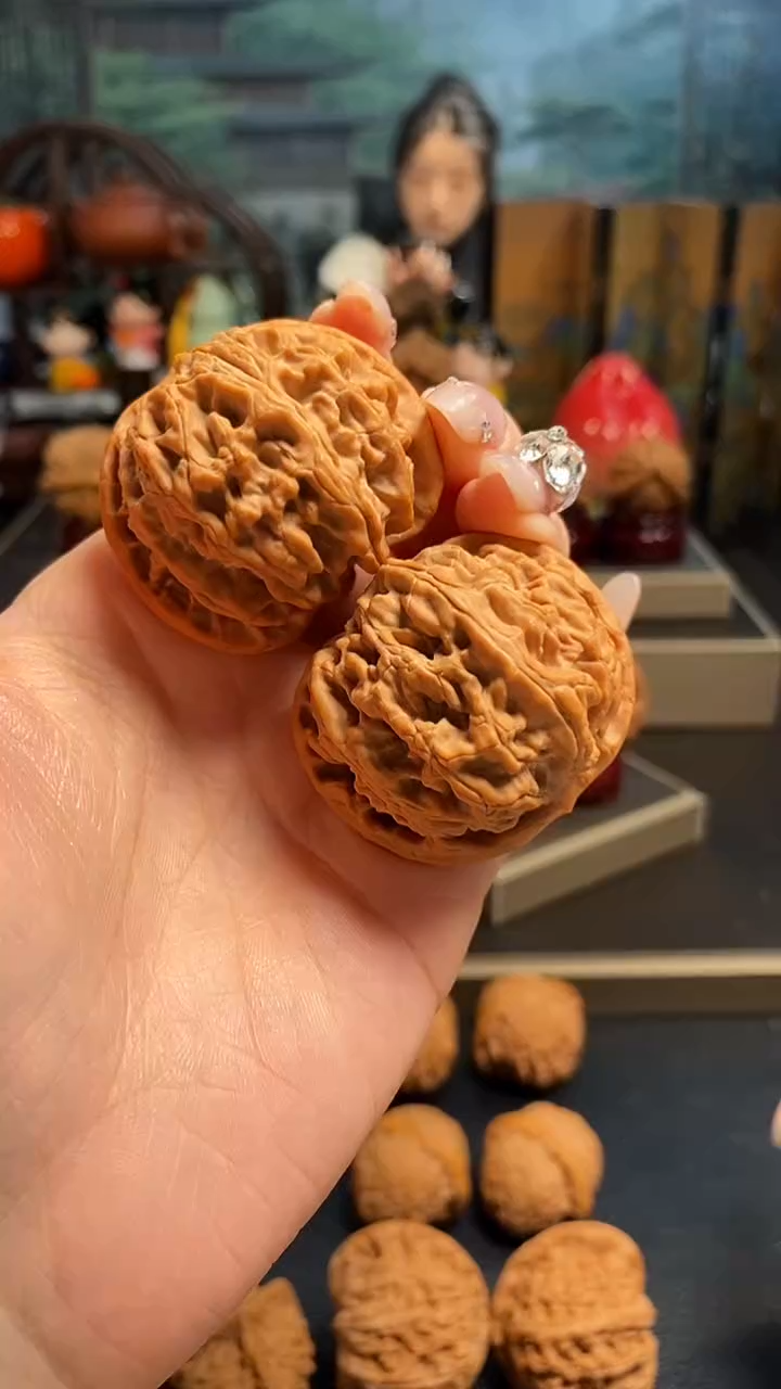 【闪购商品】文玩核桃吊坠K410苹果园43