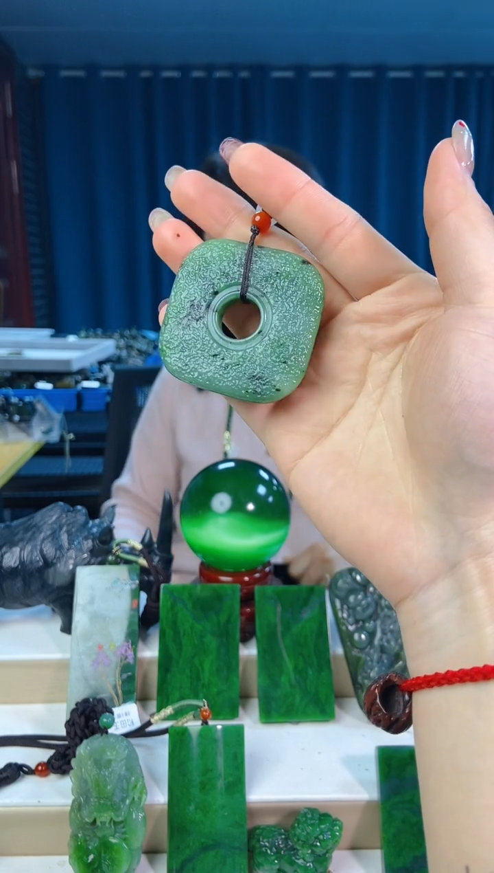 【闪购商品】和田玉挂件未镶嵌1