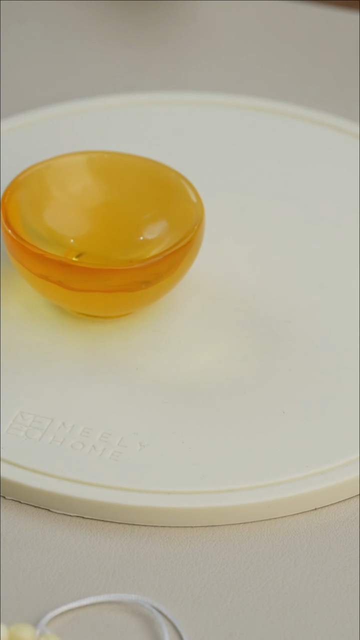 【闪购商品】琥珀裸石未镶嵌杯子