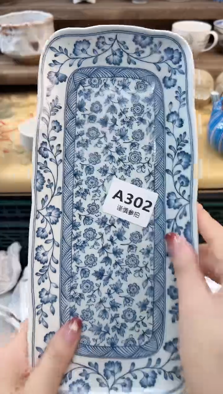 瓷片姝*      302