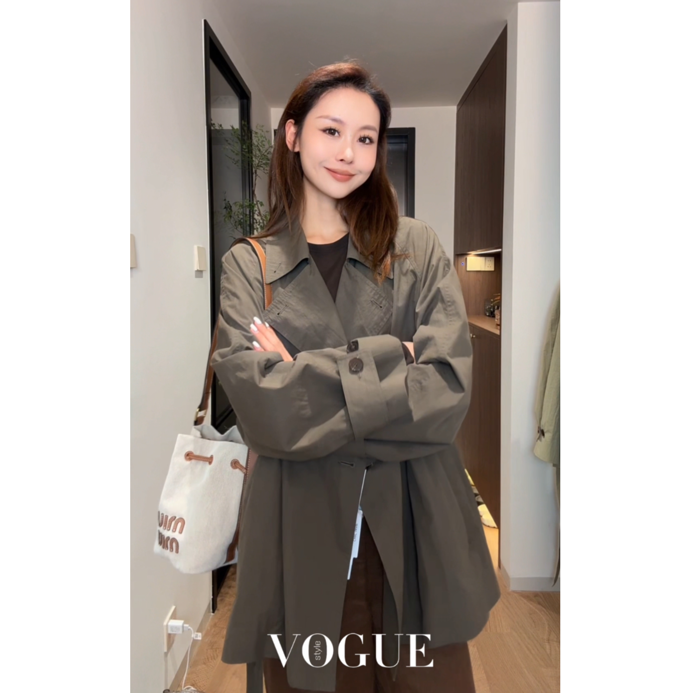 2025新款秋冬外套女韩版复古腔调肌理感多穿微廓形短款风衣