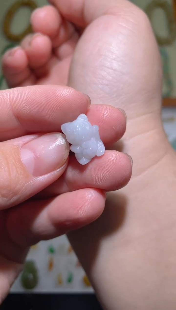 【闪购商品】翡翠颈饰未镶嵌猫咪