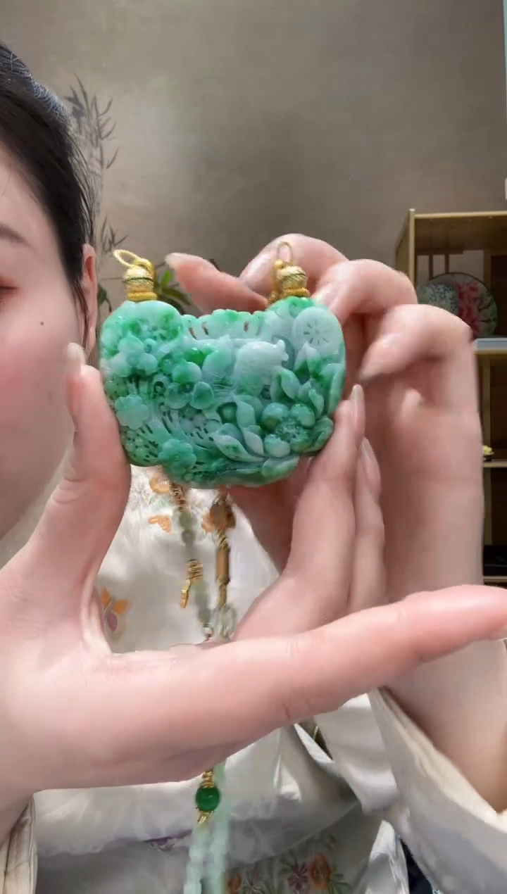 【闪购商品】翡翠耳饰未镶嵌吊坠