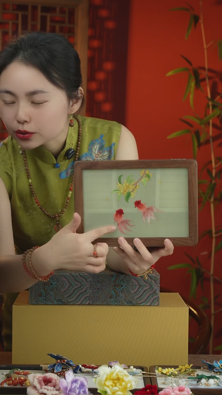 刺绣非遗苏绣首饰盒