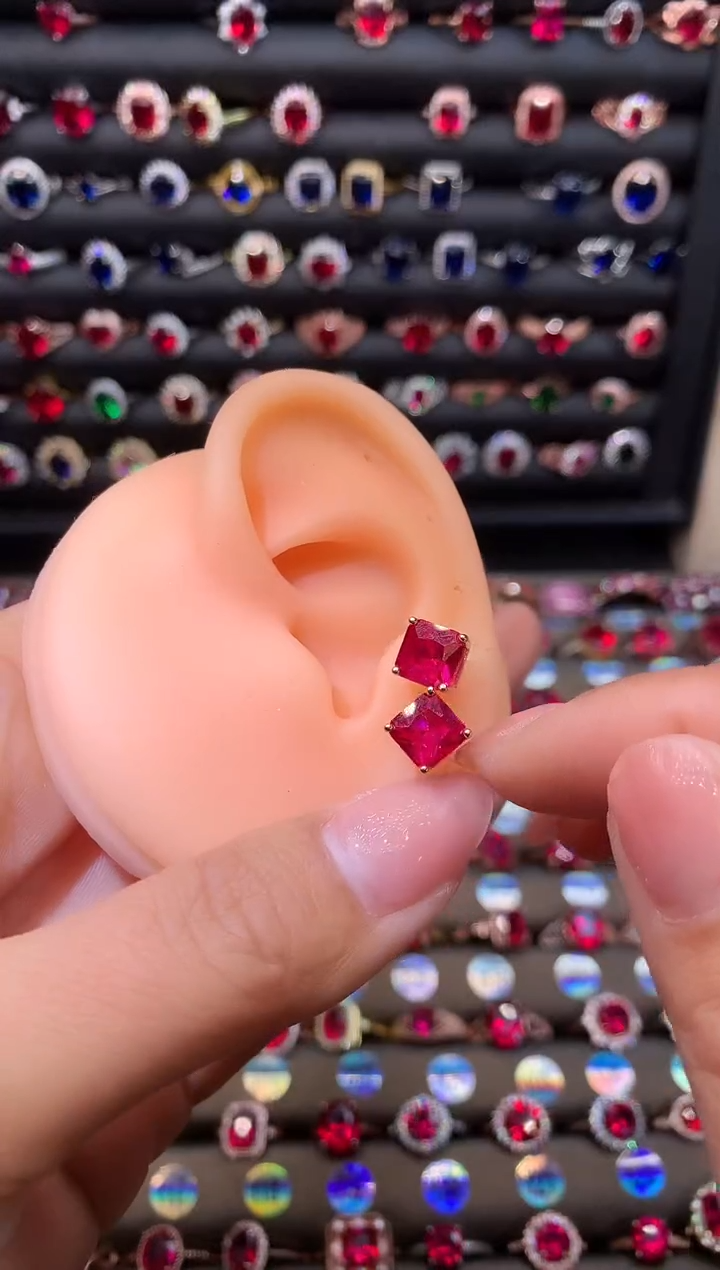 【闪购商品】红宝石耳饰银S925镶嵌7玫瑰金