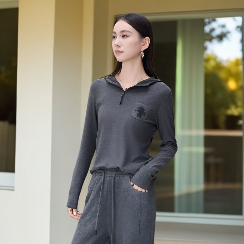 带帽女黑色上衣连帽卫衣长袖灰咖色紧身连帽衫针织修身打底秋季