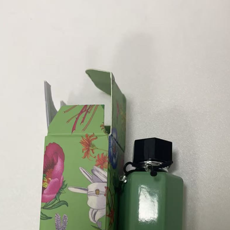 翡翠栀子西瓜味淡香5ml点涂 停产过期Q介意勿拍