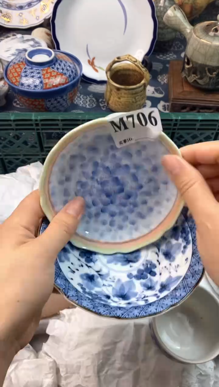 瓷片一*[○･｀Д´･ ○][○･｀Д´･ ○]