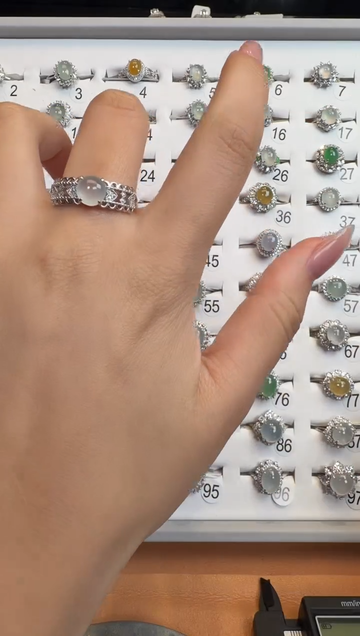 银S925镶嵌戒指翡翠925银镶A货翡翠戒指215