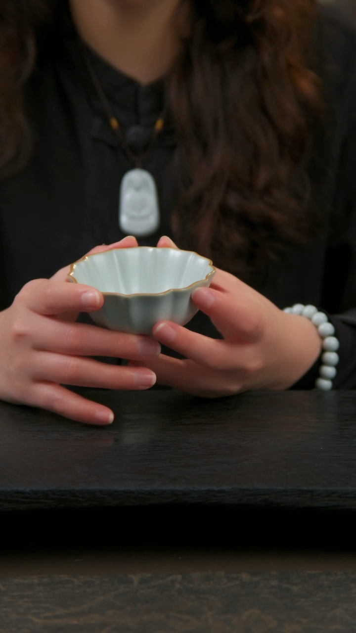 【闪购商品】杯荷瓣杯1只，开片和不开片可选，默认开片