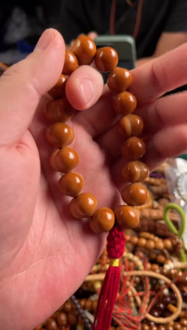 吊坠猴头核桃王胖子文玩工作室屁桃399