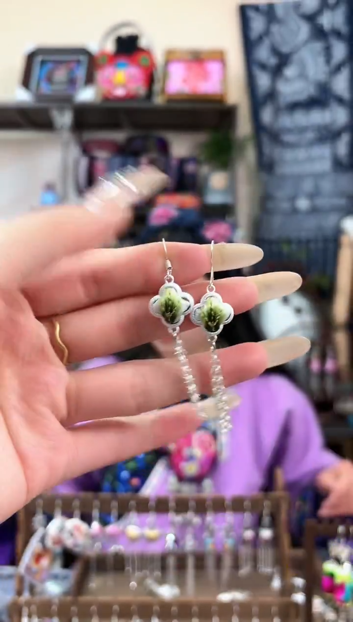 织绣民族风非遗老绣苗银饰品815