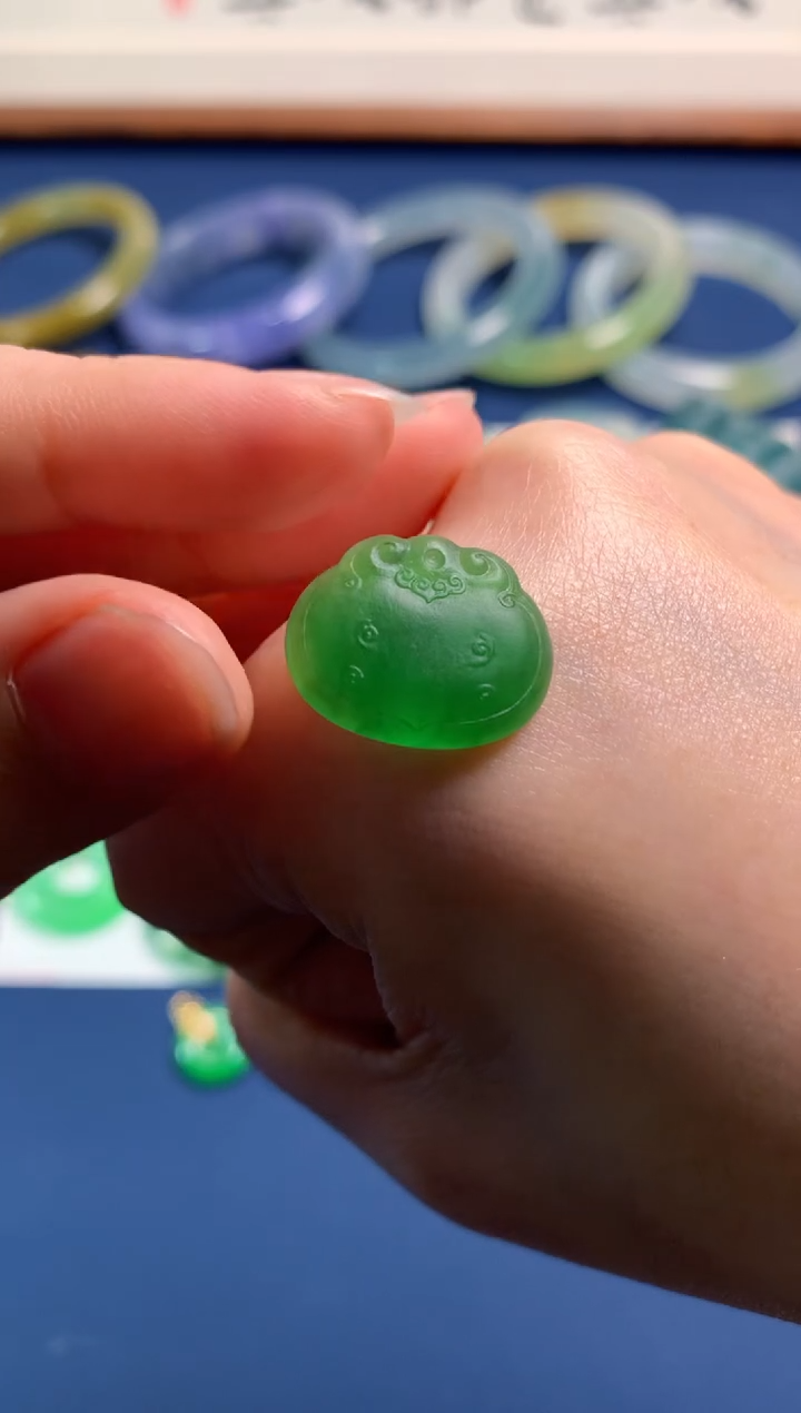 【闪购商品】定制翡翠未镶嵌0917686669