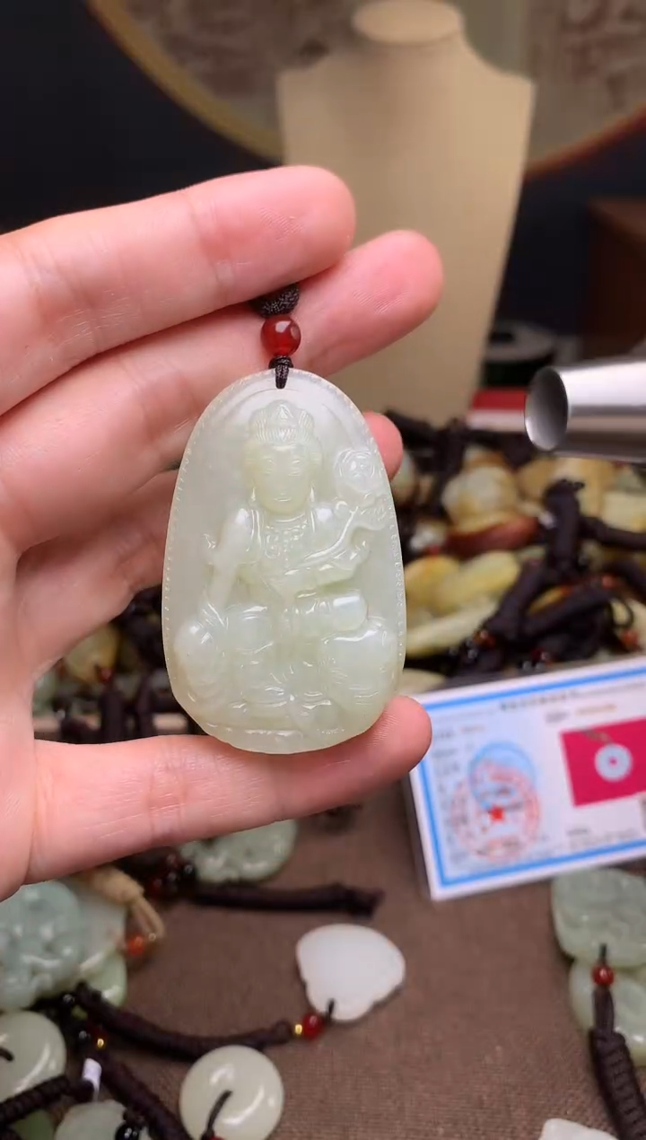 颈饰未镶嵌和田玉新疆料青海料清水和田玉吊坠